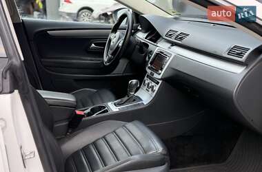 Купе Volkswagen CC / Passat CC 2013 в Львове