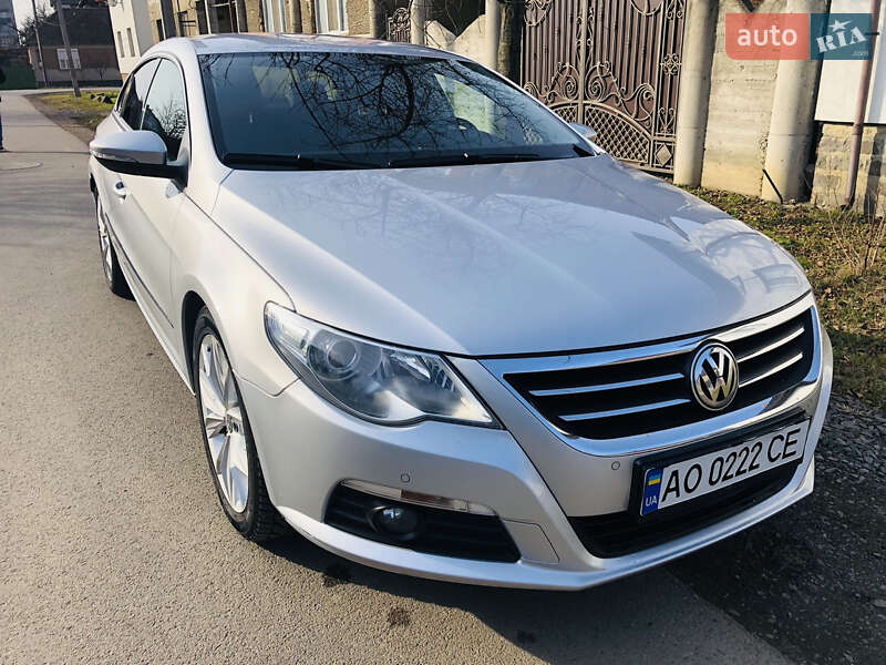 Купе Volkswagen CC / Passat CC 2008 в Мукачево