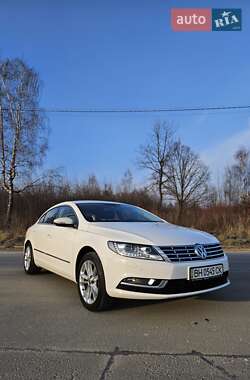 Купе Volkswagen CC / Passat CC 2013 в Львові