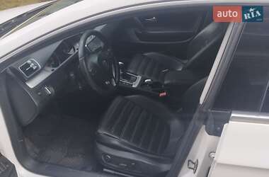 Купе Volkswagen CC / Passat CC 2011 в 