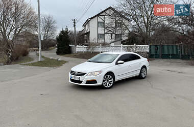 Купе Volkswagen CC / Passat CC 2011 в Киеве