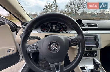 Купе Volkswagen CC / Passat CC 2011 в Киеве