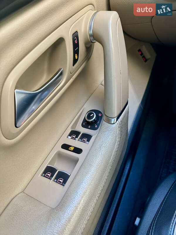 Купе Volkswagen CC / Passat CC 2012 в Хмельницком