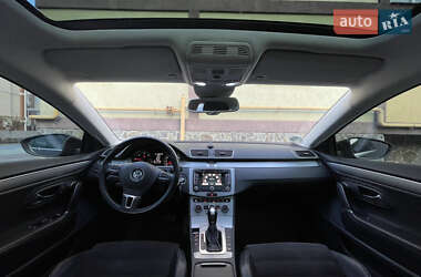 Купе Volkswagen CC / Passat CC 2013 в Киеве