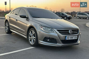 Купе Volkswagen CC / Passat CC 2010 в Виннице