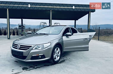 Купе Volkswagen CC / Passat CC 2010 в Львове