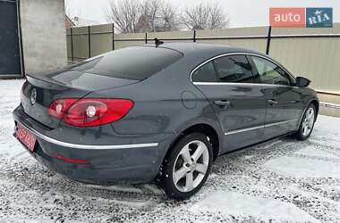 Купе Volkswagen CC / Passat CC 2010 в Луцьку