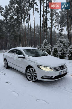 Купе Volkswagen CC / Passat CC 2015 в Киеве