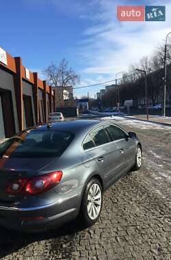 Купе Volkswagen CC / Passat CC 2011 в 