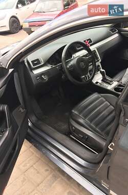 Купе Volkswagen CC / Passat CC 2011 в 