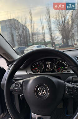 Купе Volkswagen CC / Passat CC 2013 в 
