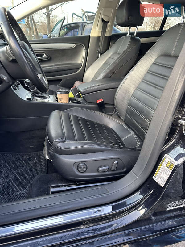 Купе Volkswagen CC / Passat CC 2016 в Днепре