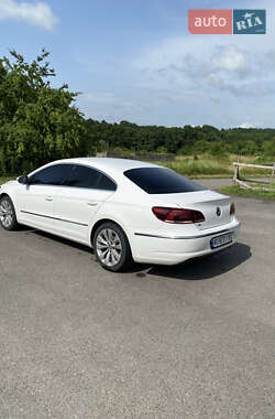 Купе Volkswagen CC / Passat CC 2013 в 