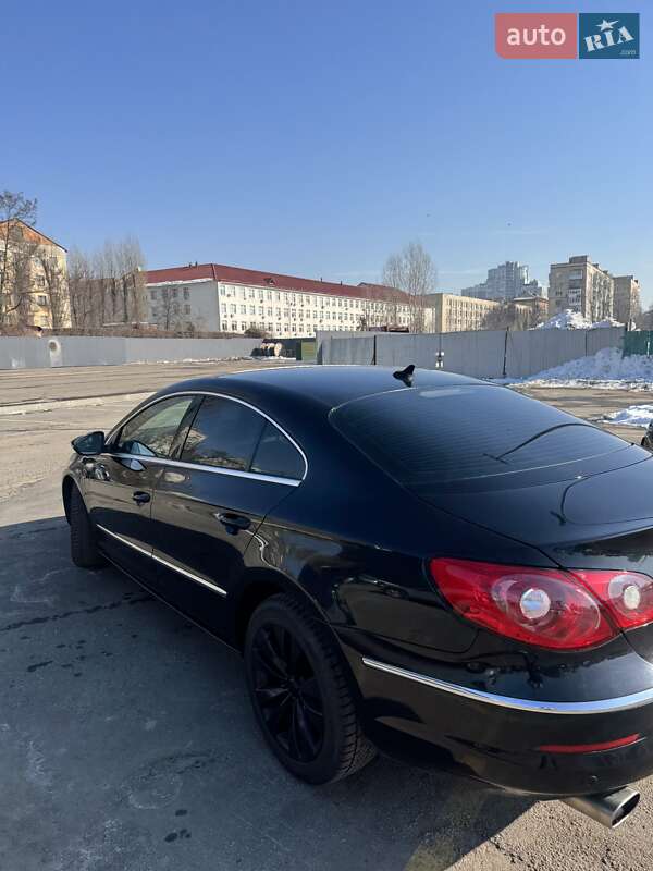 Купе Volkswagen CC / Passat CC 2010 в Киеве