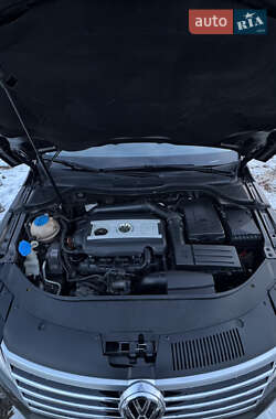 Купе Volkswagen CC / Passat CC 2012 в Львове
