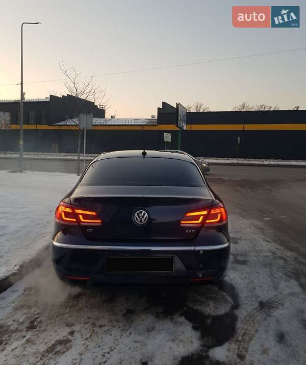 Купе Volkswagen CC / Passat CC 2014 в Киеве