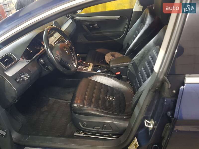 Купе Volkswagen CC / Passat CC 2014 в Киеве