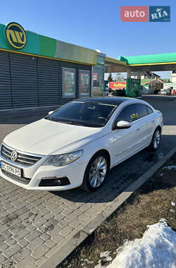 Купе Volkswagen CC / Passat CC 2010 в Новому Розділі