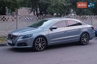 Купе Volkswagen CC / Passat CC 2011 в Краматорську