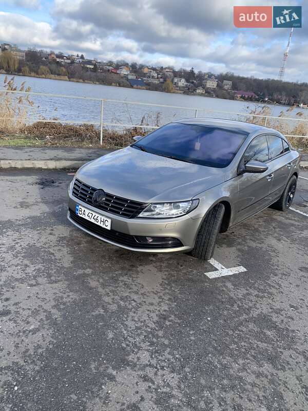 Купе Volkswagen CC / Passat CC 2013 в Кропивницькому