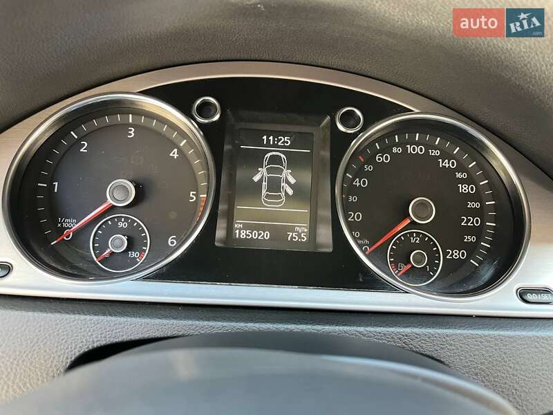 Купе Volkswagen CC / Passat CC 2015 в Киеве