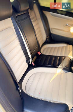 Купе Volkswagen CC / Passat CC 2012 в 