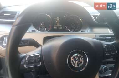 Купе Volkswagen CC / Passat CC 2013 в 