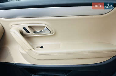 Купе Volkswagen CC / Passat CC 2012 в 