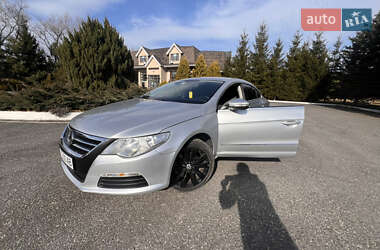 Купе Volkswagen CC / Passat CC 2010 в Львові