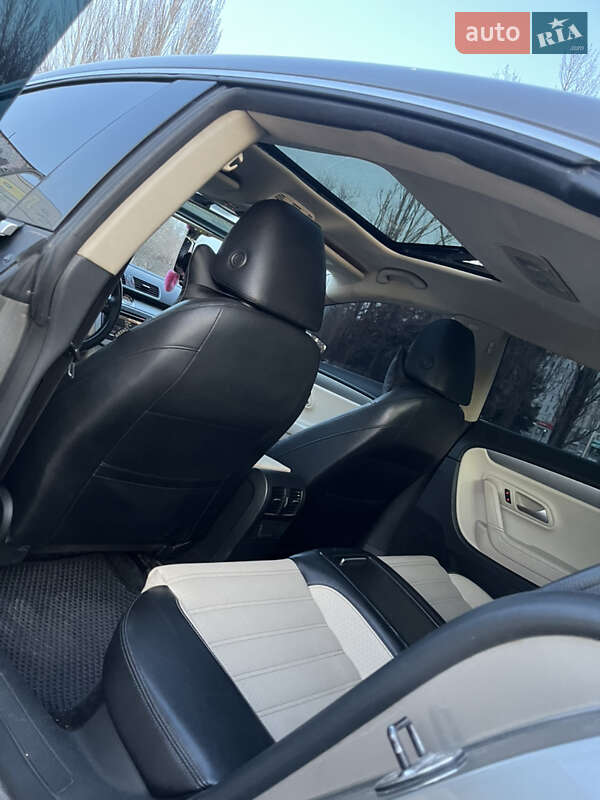 Купе Volkswagen CC / Passat CC 2010 в Кривом Роге