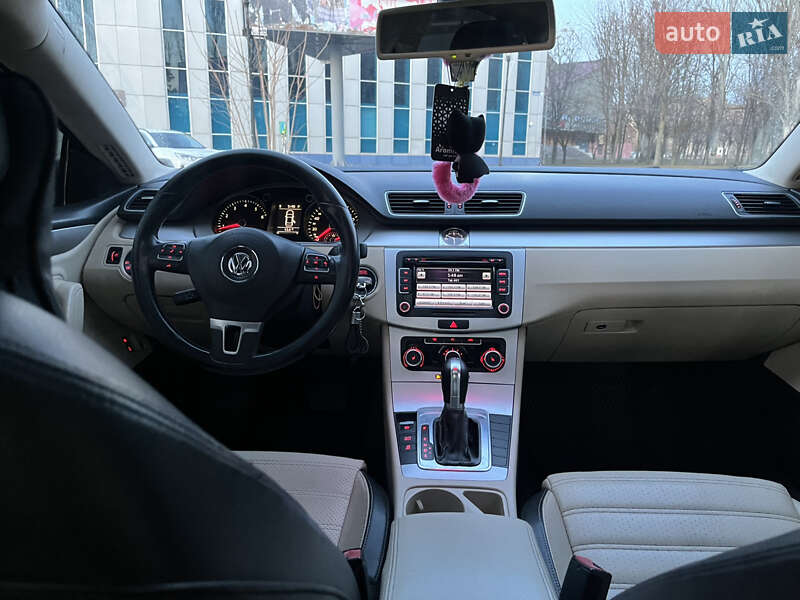 Купе Volkswagen CC / Passat CC 2010 в Кривом Роге