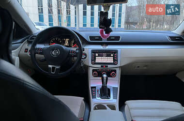 Купе Volkswagen CC / Passat CC 2010 в 