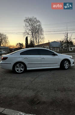 Купе Volkswagen CC / Passat CC 2015 в 