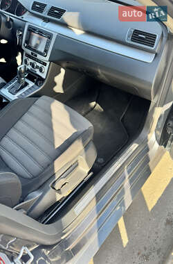 Купе Volkswagen CC / Passat CC 2012 в 