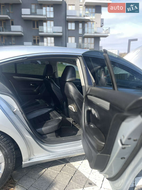 Купе Volkswagen CC / Passat CC 2011 в Львове фото 29 Купе Volkswagen CC / Passat CC 2011 в Львове