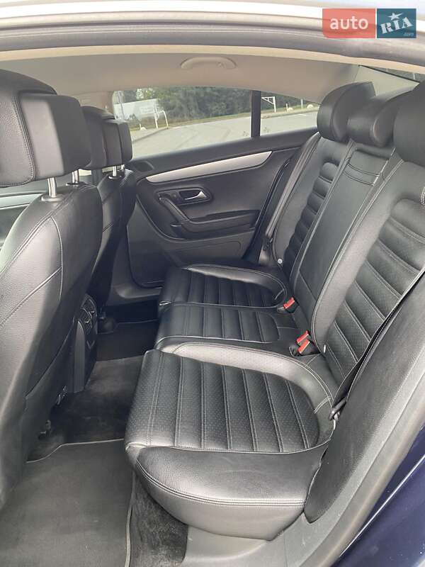 Купе Volkswagen CC / Passat CC 2014 в Львові