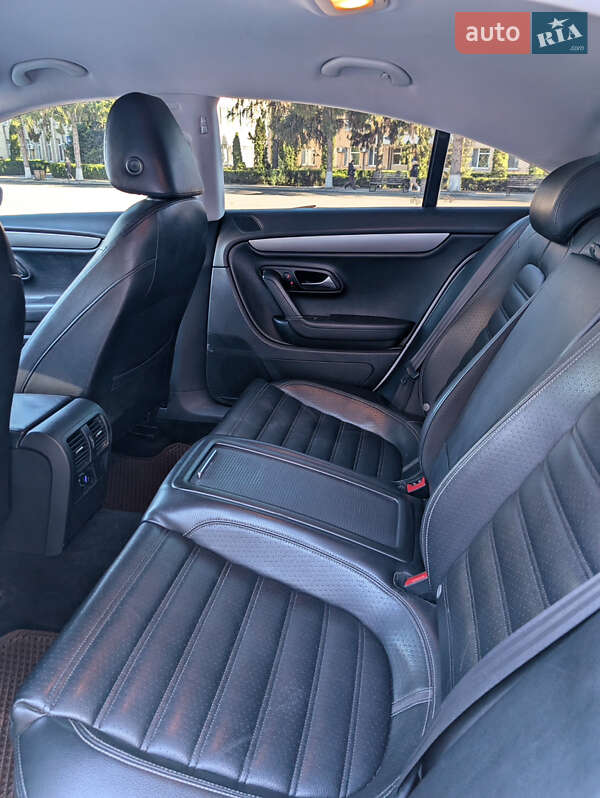 Купе Volkswagen CC / Passat CC 2011 в Бершади