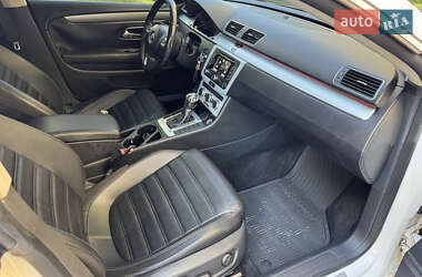 Купе Volkswagen CC / Passat CC 2013 в 