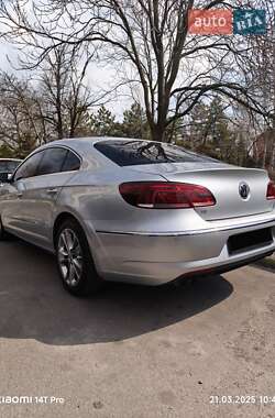 Купе Volkswagen CC / Passat CC 2013 в 