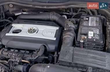 Купе Volkswagen CC / Passat CC 2012 в Стрые