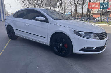 Купе Volkswagen CC / Passat CC 2013 в 