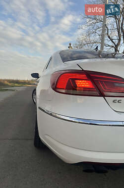 Купе Volkswagen CC / Passat CC 2012 в 