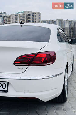 Купе Volkswagen CC / Passat CC 2013 в 