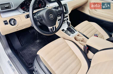 Купе Volkswagen CC / Passat CC 2013 в 