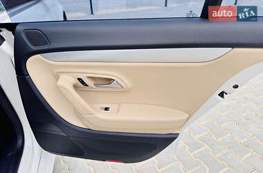 Купе Volkswagen CC / Passat CC 2013 в 