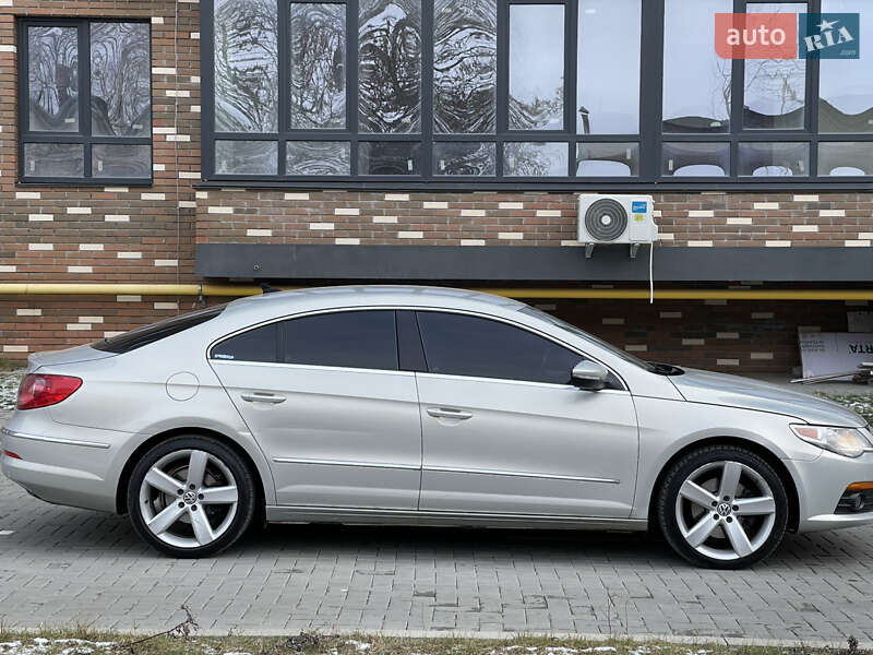 Купе Volkswagen CC / Passat CC 2011 в Киеве