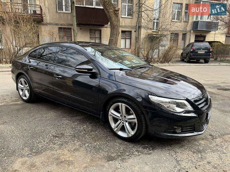 Купе Volkswagen CC / Passat CC 2011 в Харкові