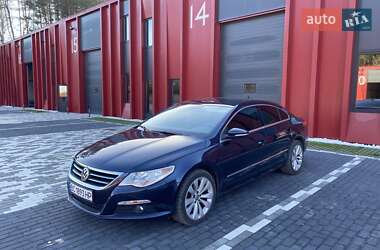 Купе Volkswagen CC / Passat CC 2011 в Львове