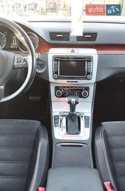 Купе Volkswagen CC / Passat CC 2010 в 