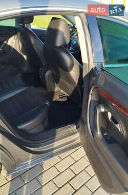 Купе Volkswagen CC / Passat CC 2010 в 